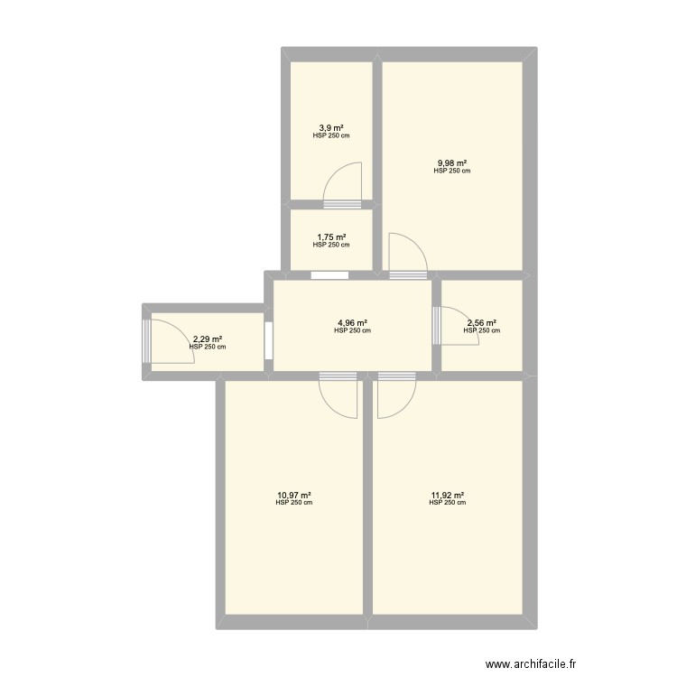 almada. Plan de 8 pièces et 48 m2