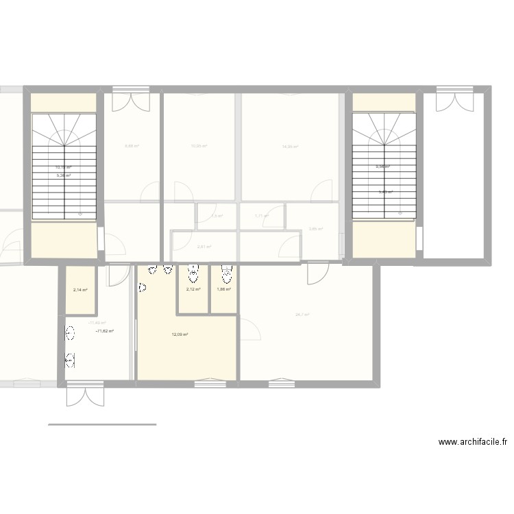 aménagement bureaux - vestiaires . Plan de 66 pièces et 630 m2