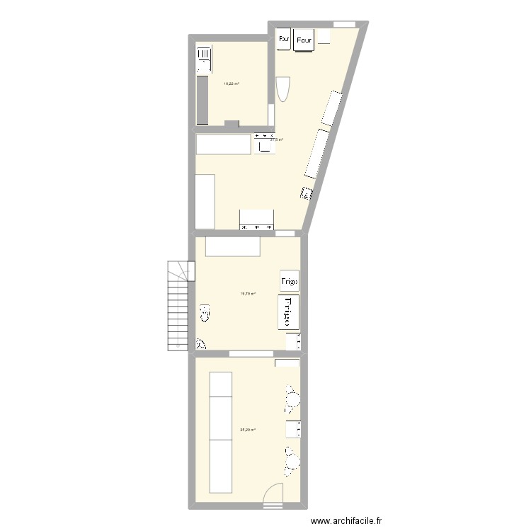 labo eau et evac. Plan de 4 pièces et 87 m2