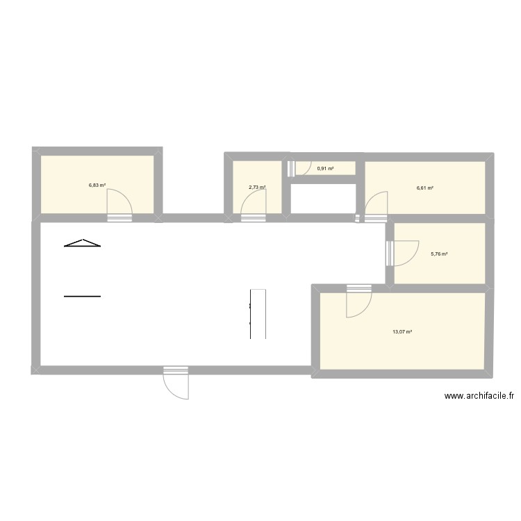 Siderakis. Plan de 6 pièces et 36 m2