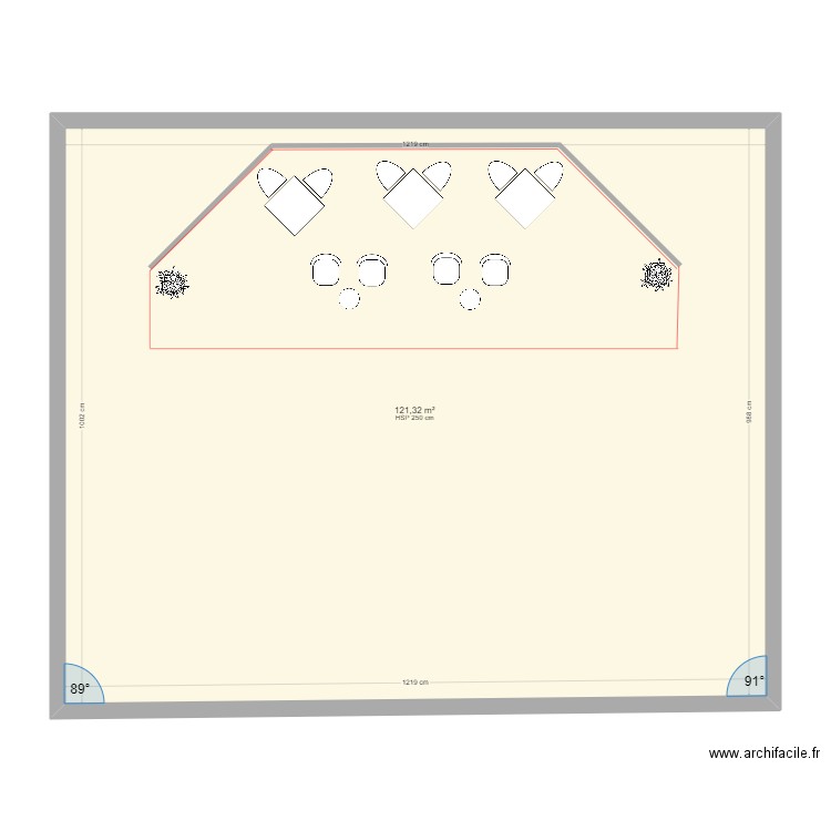 Banque Pop mange debout + fauteuil. Plan de 1 pièce et 121 m2