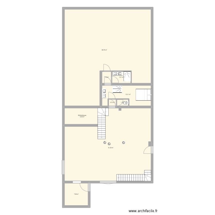 St MA. Plan de 9 pièces et 215 m2