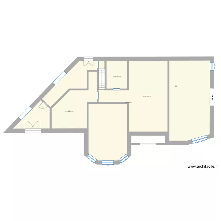 AU PARADIS SOUS SOL. Plan de 