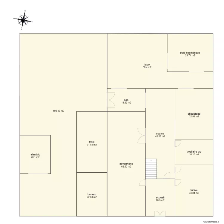plan de masse 600m2 330m2 etage. Plan de 