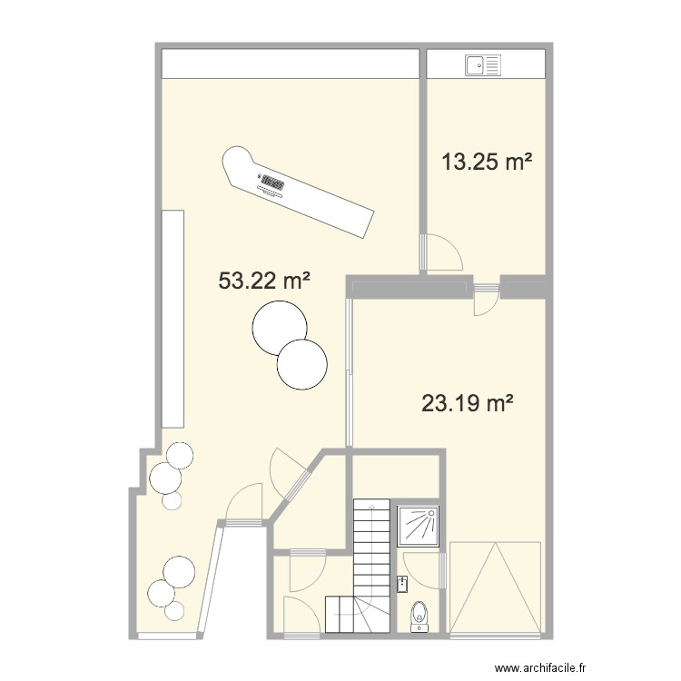 commerce. Plan de 0 pièce et 0 m2