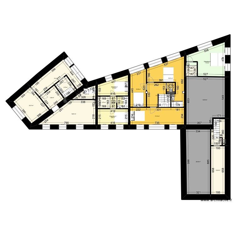 Duplex de Morez . Plan de 50 pièces et 484 m2