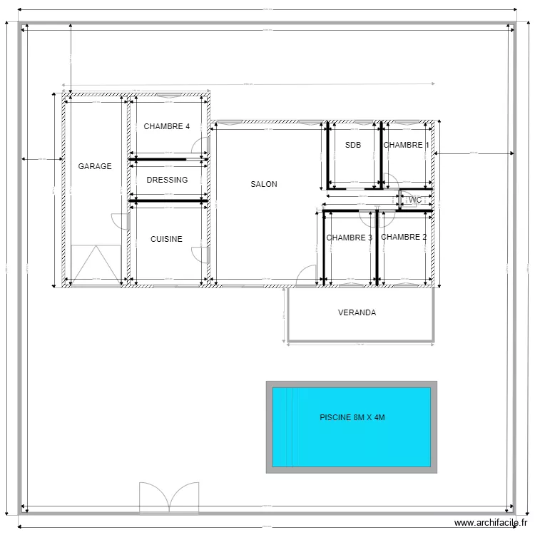 maison originale piscine. Plan de 
