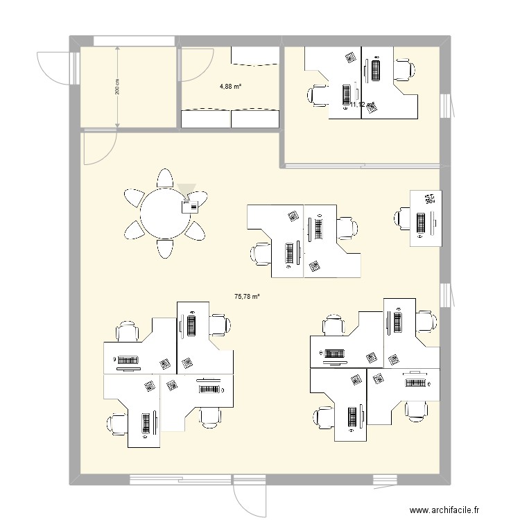 Maintenance. Plan de 3 pièces et 92 m2