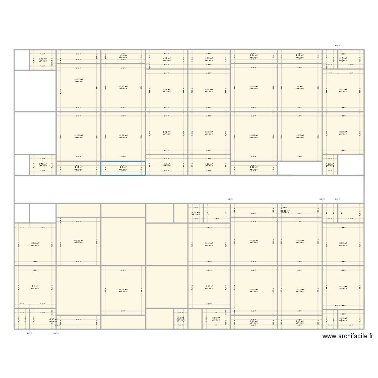 studio ivoirien. Plan de 48 pièces et 357 m2