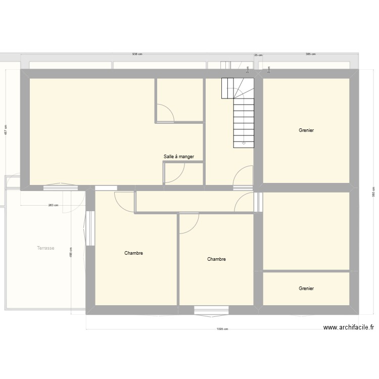 Mesures. Plan de 21 pièces et 246 m2