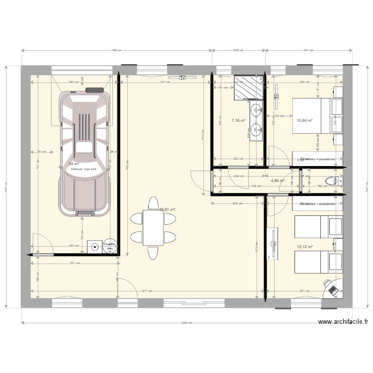 T3 Plain Pied. Plan de 6 pièces et 105 m2