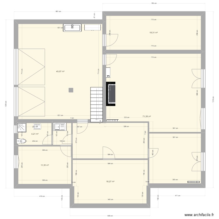 sous sol. Plan de 6 pièces et 169 m2