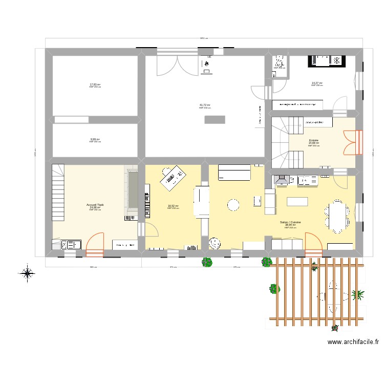 Plan maison partie Est. Plan de 9 pièces et 180 m2