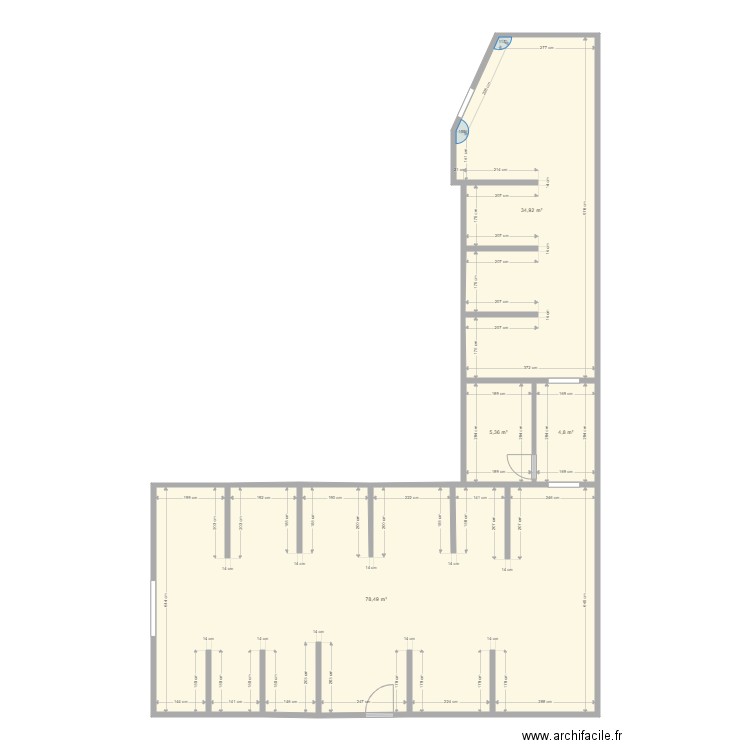 atelier chauffage partagé. Plan de 0 pièce et 0 m2