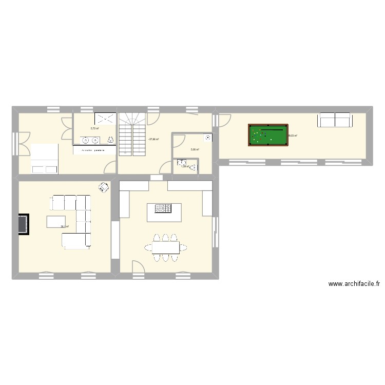 Maison premier plan. Plan de 6 pièces et 95 m2