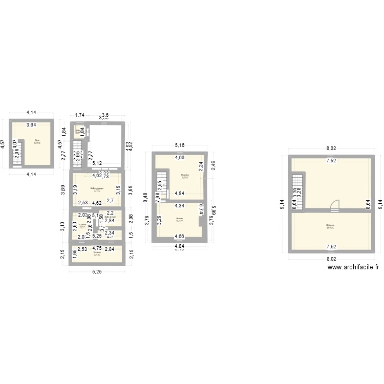 maison. Plan de 15 pièces et 175 m2