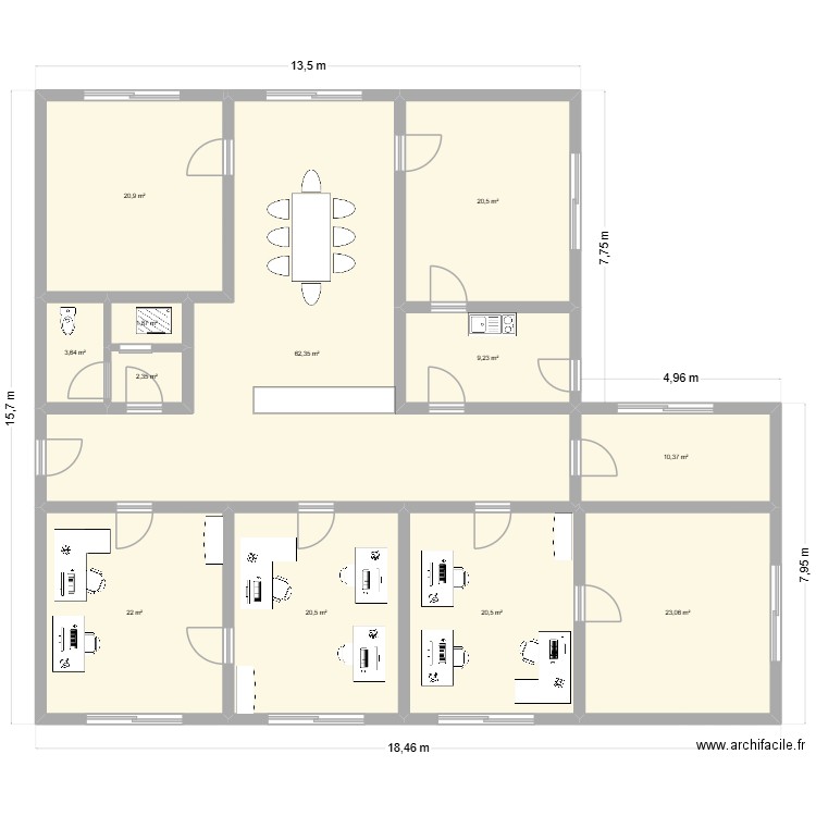 local. Plan de 12 pièces et 217 m2