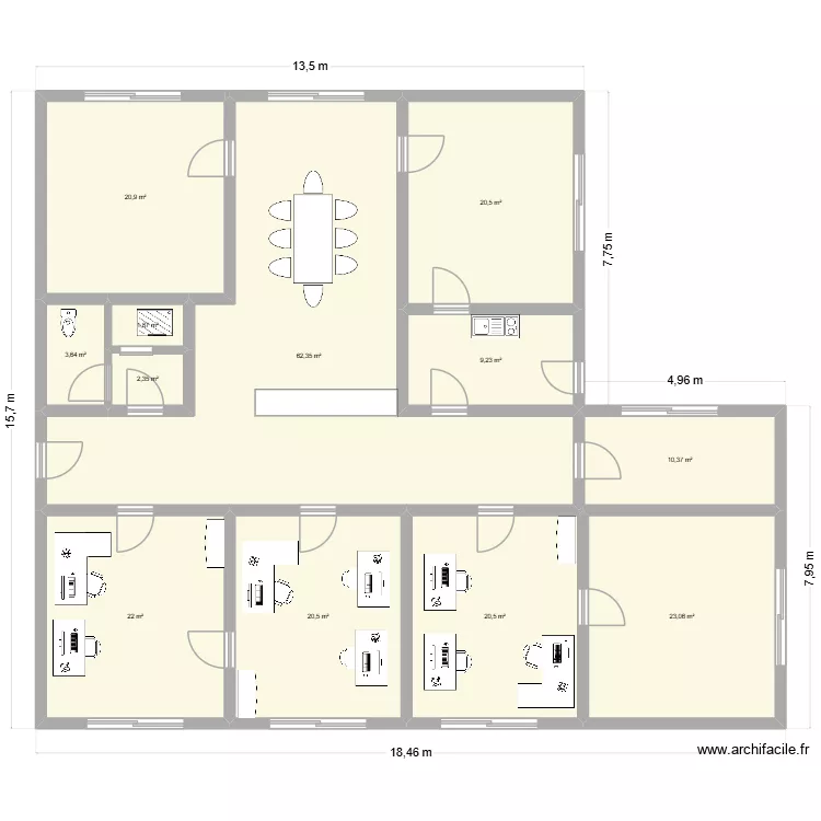 local. Plan de 12 pièces et 217 m²