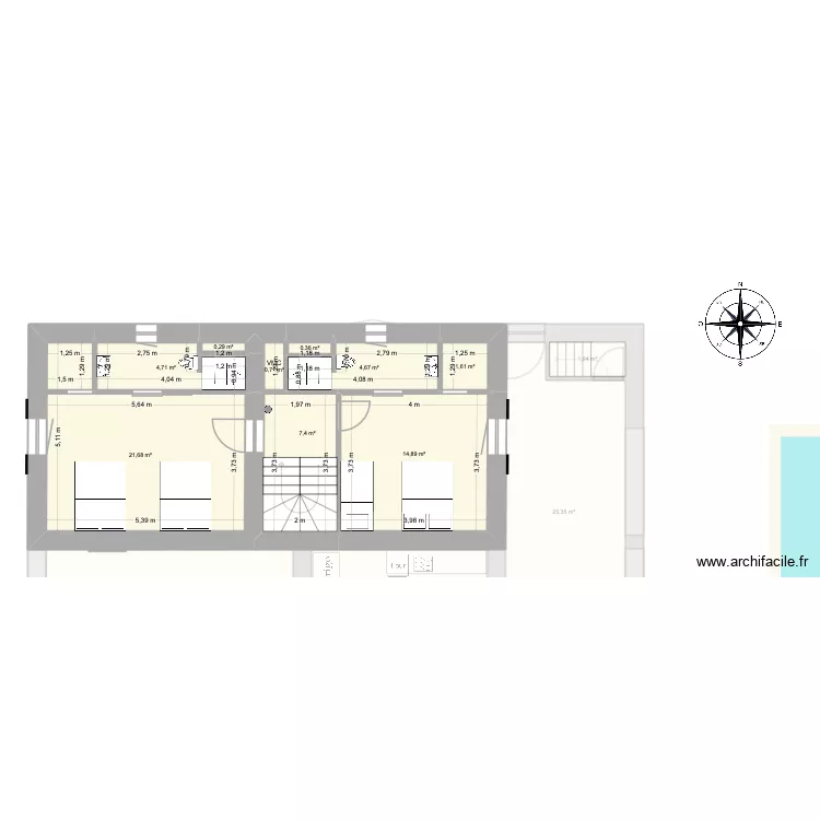Lussas. Plan de 22  et 277 m²