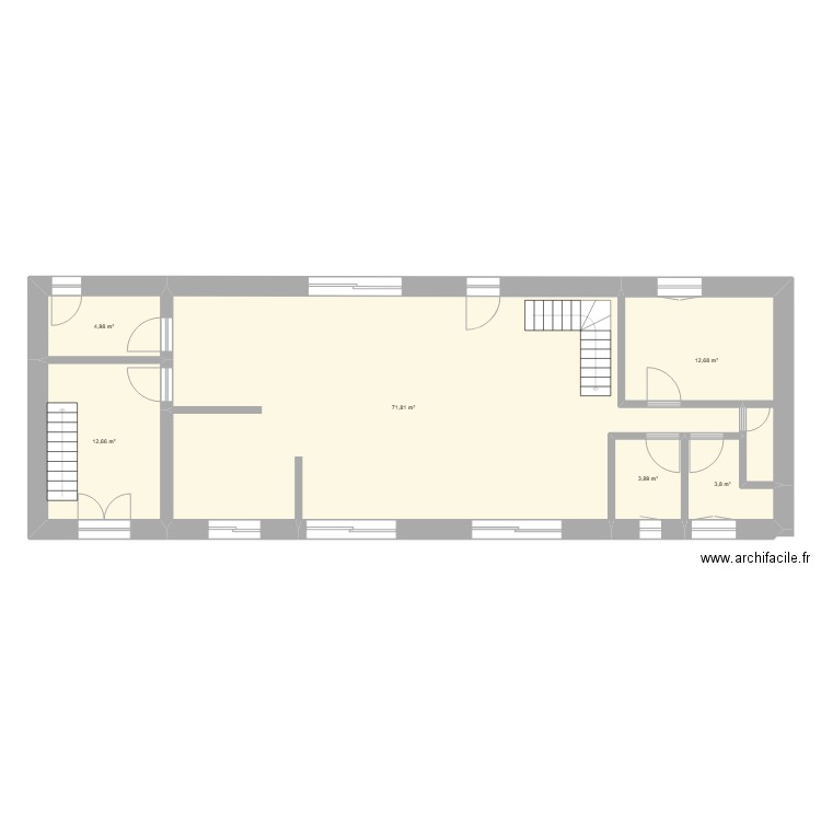 RDC. Plan de 6 pièces et 110 m2