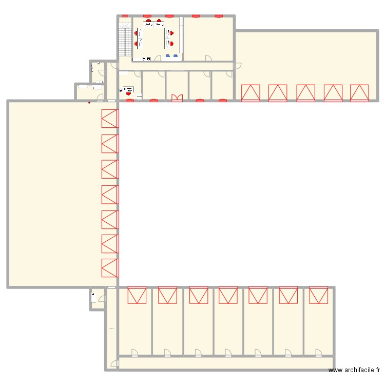 SDIS. Plan de 23 pièces et 1013 m2