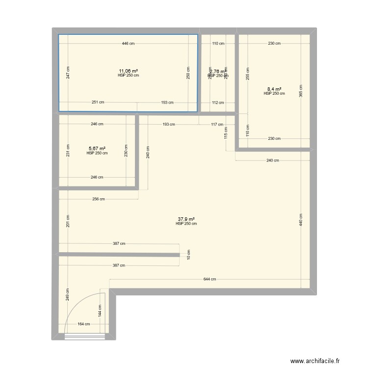 E 33 attention a ne pas perdre les infos . Plan de 5 pièces et 66 m2