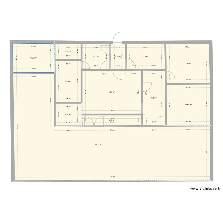 restaurant 2. Plan de 13 pièces et 198 m2