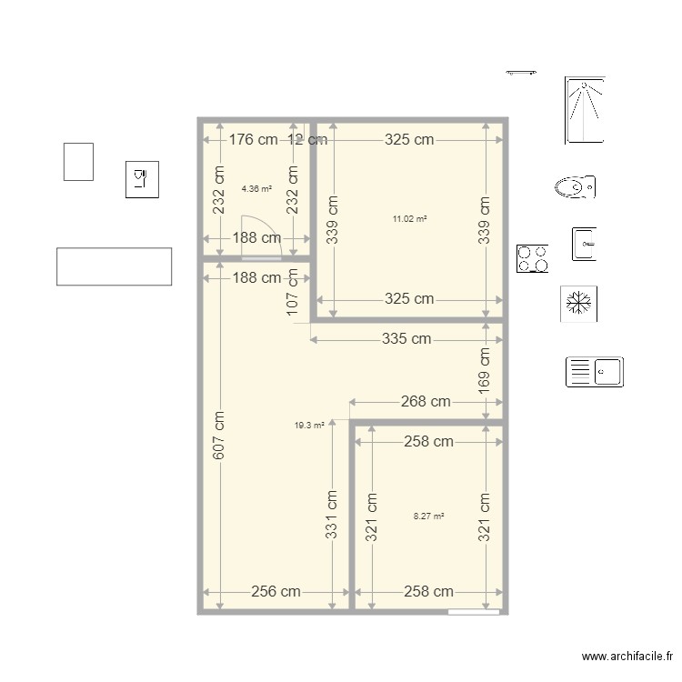 Tó. Plan de 0 pièce et 0 m2