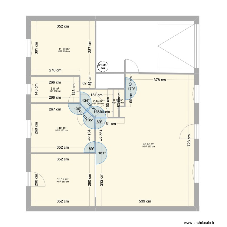  Bureau. Plan de 8 pièces et 52 m2