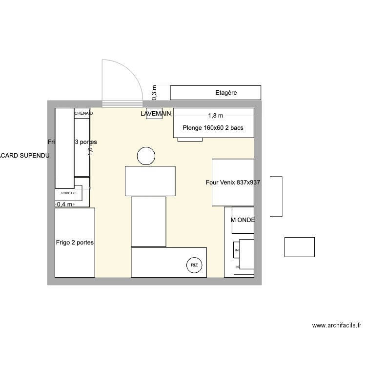 Cuisine meublé. Plan de 1 pièce et 13 m2