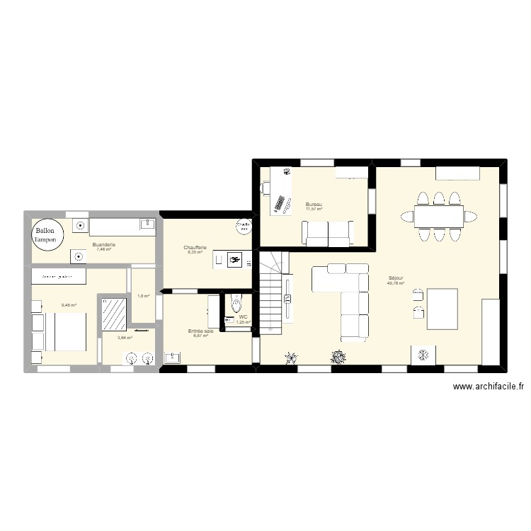 Maison à étage. Plan de 9 pièces et 100 m2