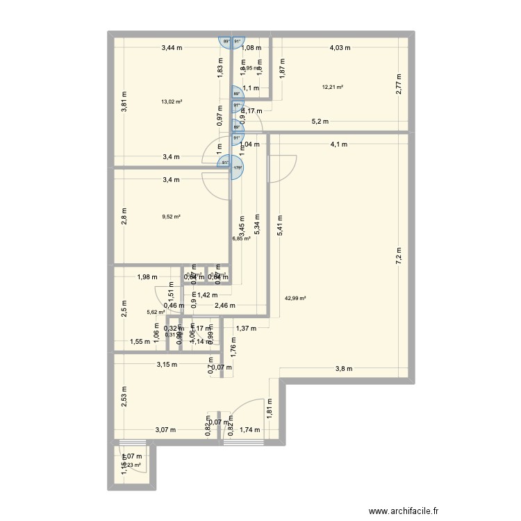 PDJ 2. Plan de 11 pièces et 94 m2