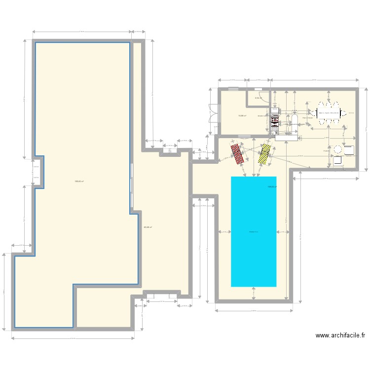 POOL HOUSE AVEC SURFACE TERRASSE ET PISCINE A 3 M. Plan de 5 pièces et 338 m2