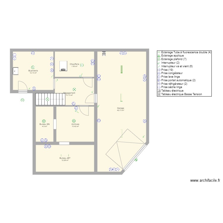 63 Foch SousSol Electricité. Plan de 0 pièce et 0 m2