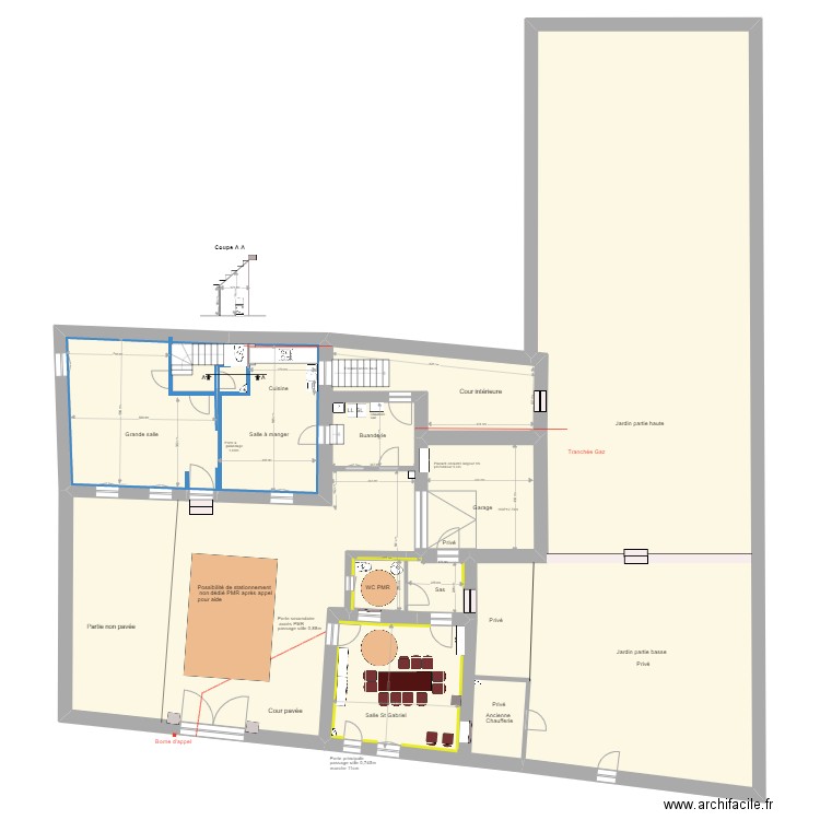 Bourron Salle St Gabriel nouveau WC PMR. Plan de 5 pièces et 529 m2