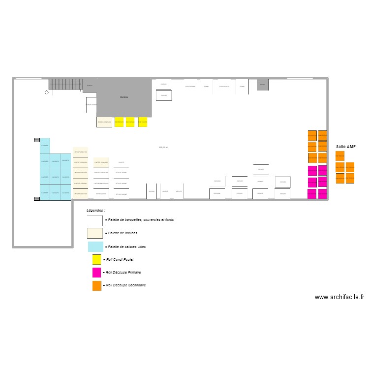 Salle des emballages avec ROLLS. Plan de 2 pièces et 236 m2