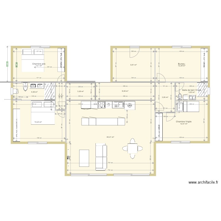 plan maison . Plan de 12 pièces et 131 m2