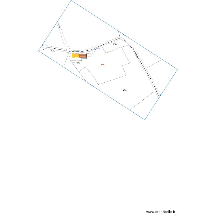 Avec côtes. Plan de 5 pièces et 155 m2