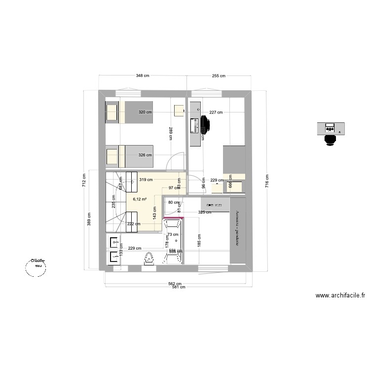 87 GS 1er étage avec baignoire. Plan de 1 pièce et 6 m2