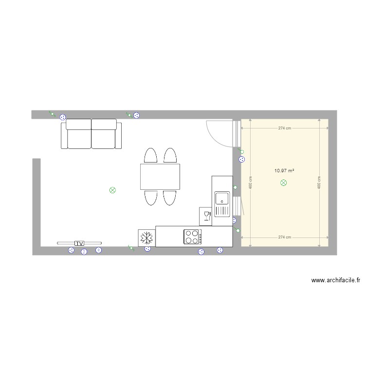 etage cour  cuisine. Plan de 0 pièce et 0 m2