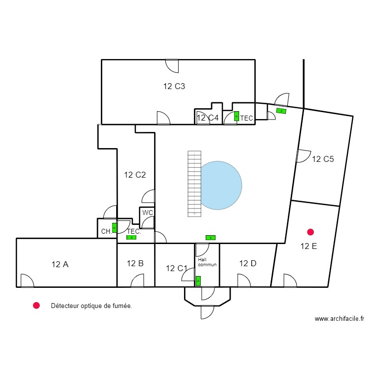 12 E rez.. Plan de 14 pièces et 203 m2