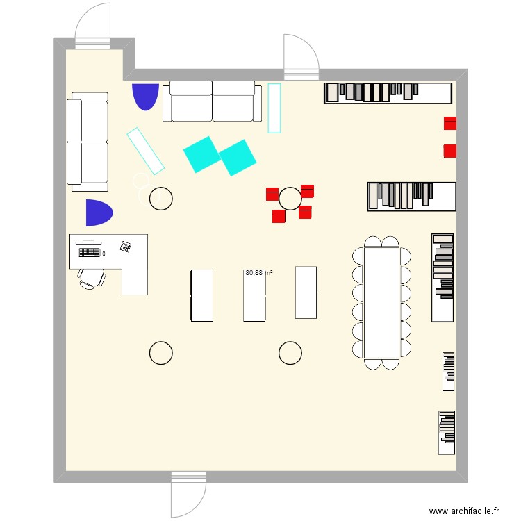 1 cdi. Plan de 1 pièce et 81 m2