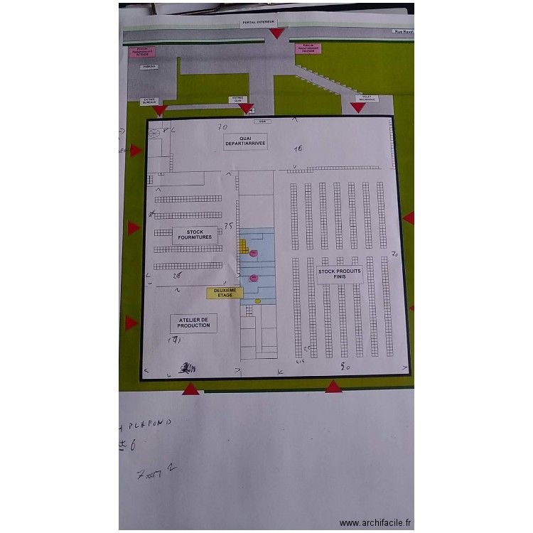 Decoforce. Plan de 0 pièce et 0 m2