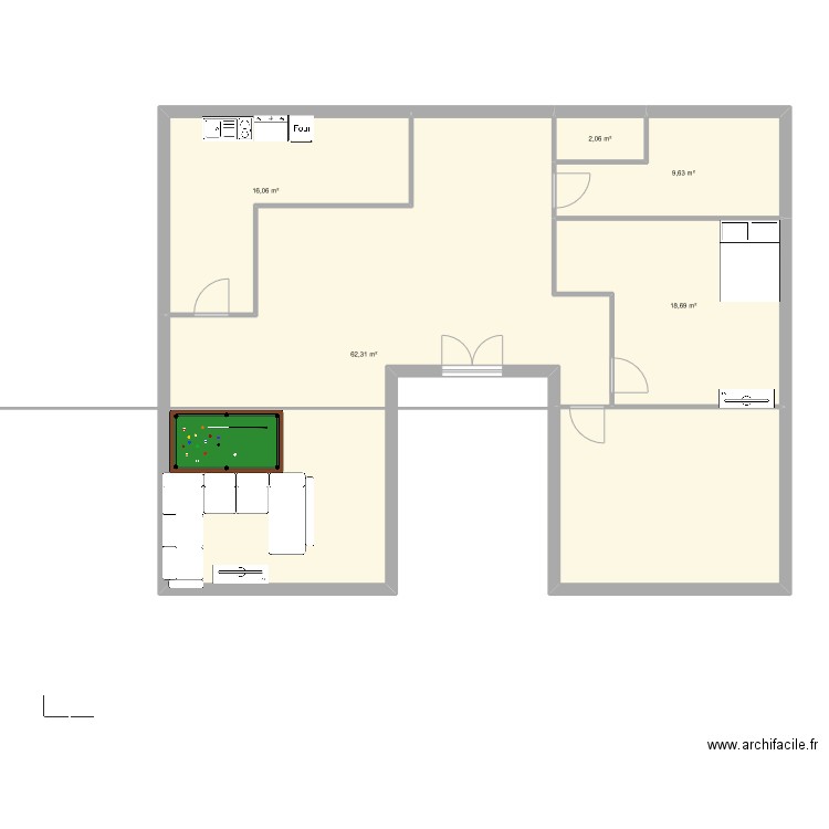 maison. Plan de 6 pièces et 248 m2