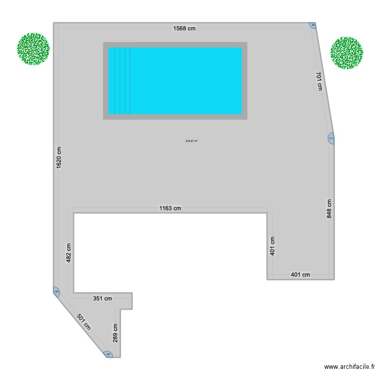piscine. Plan de 1 pièce et 219 m2