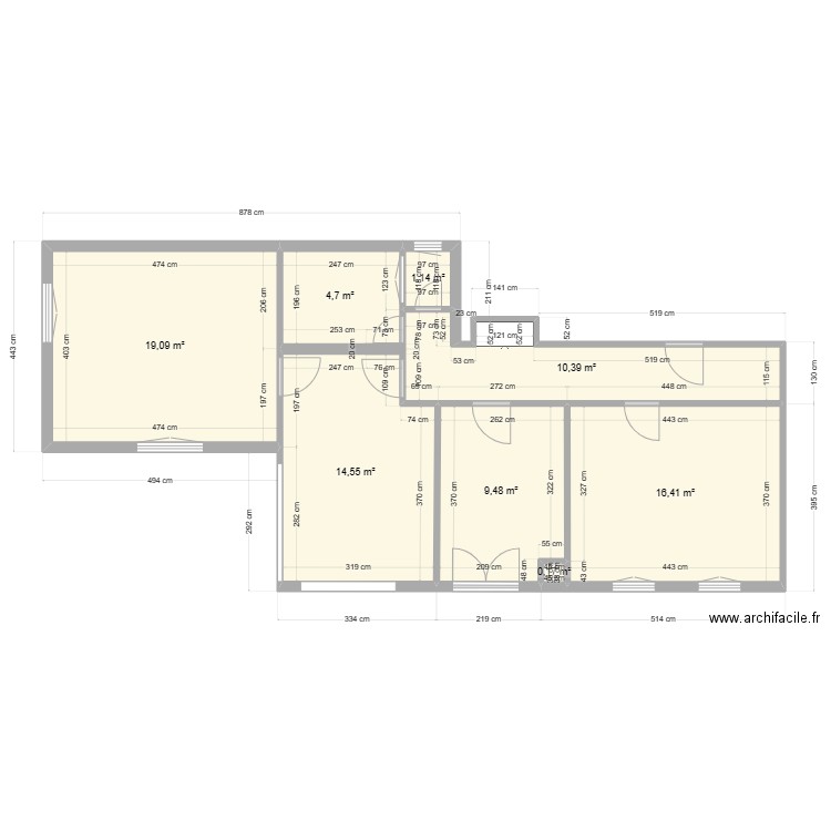 Alpes 1 - appartement rez jardin. Plan de 8 pièces et 76 m2