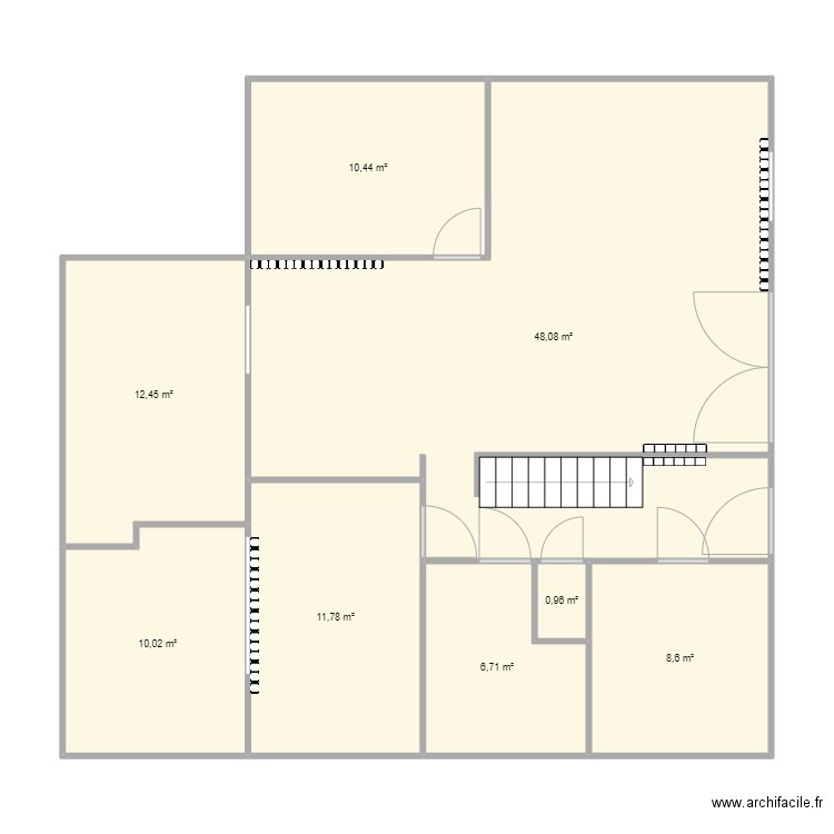 Maison - modifiée. Plan de 8 pièces et 109 m2