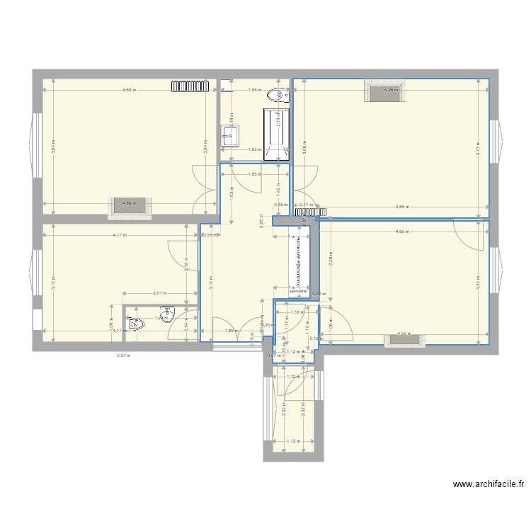 fond de plan IM. Plan de 5 pièces et 84 m2