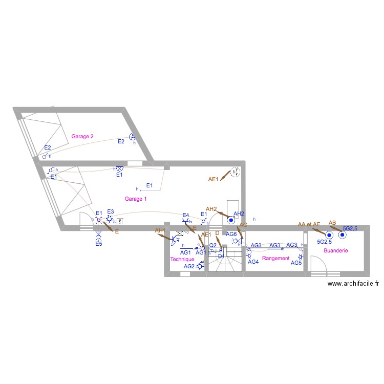 Ahmet Cave-Garage. Plan de 6 pièces et 85 m2