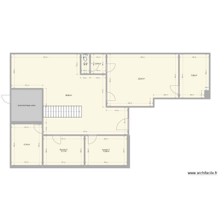 dlri. Plan de 15 pièces et 215 m2